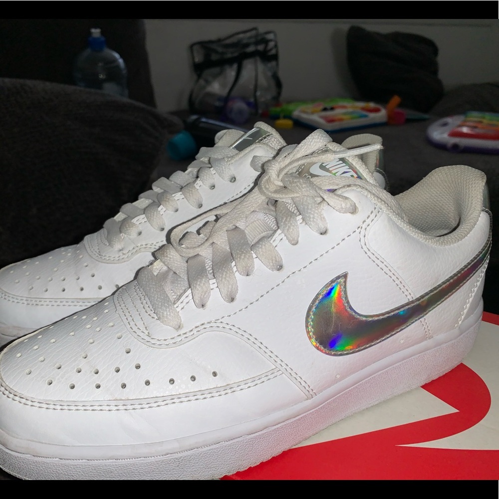 WOMENS NIKE COURT VISION SIZE 7.5